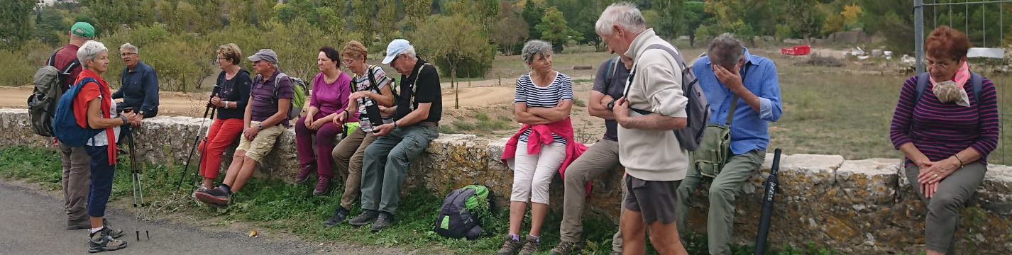 LAGRASSE Aude vers le monastère