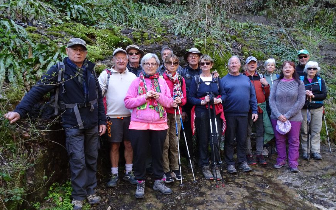 AUTOIRE sous la cascade